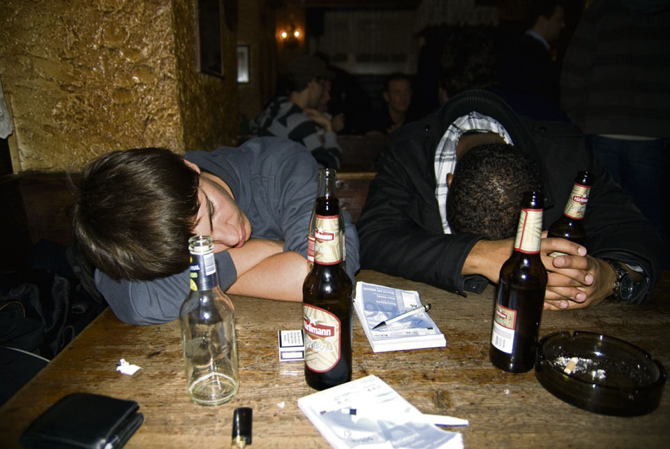 Um 3 Uhr hat Messmer (links) die grosse Krise. (Foto: Christian Kündig)
